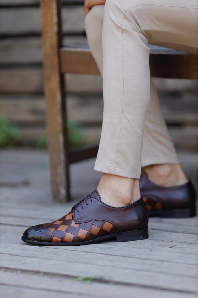 Detailed Brown Derby Shoe