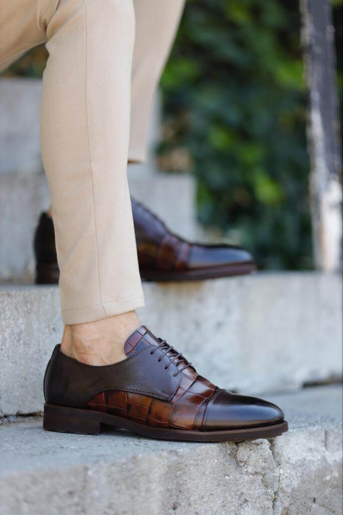 Detailed Brown Derby Shoes