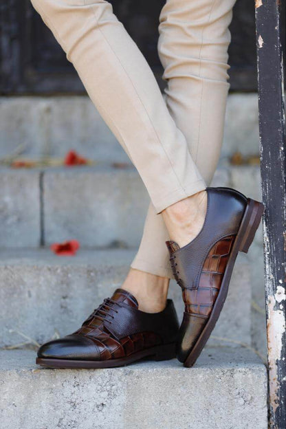 Detailed Brown Derby Shoes