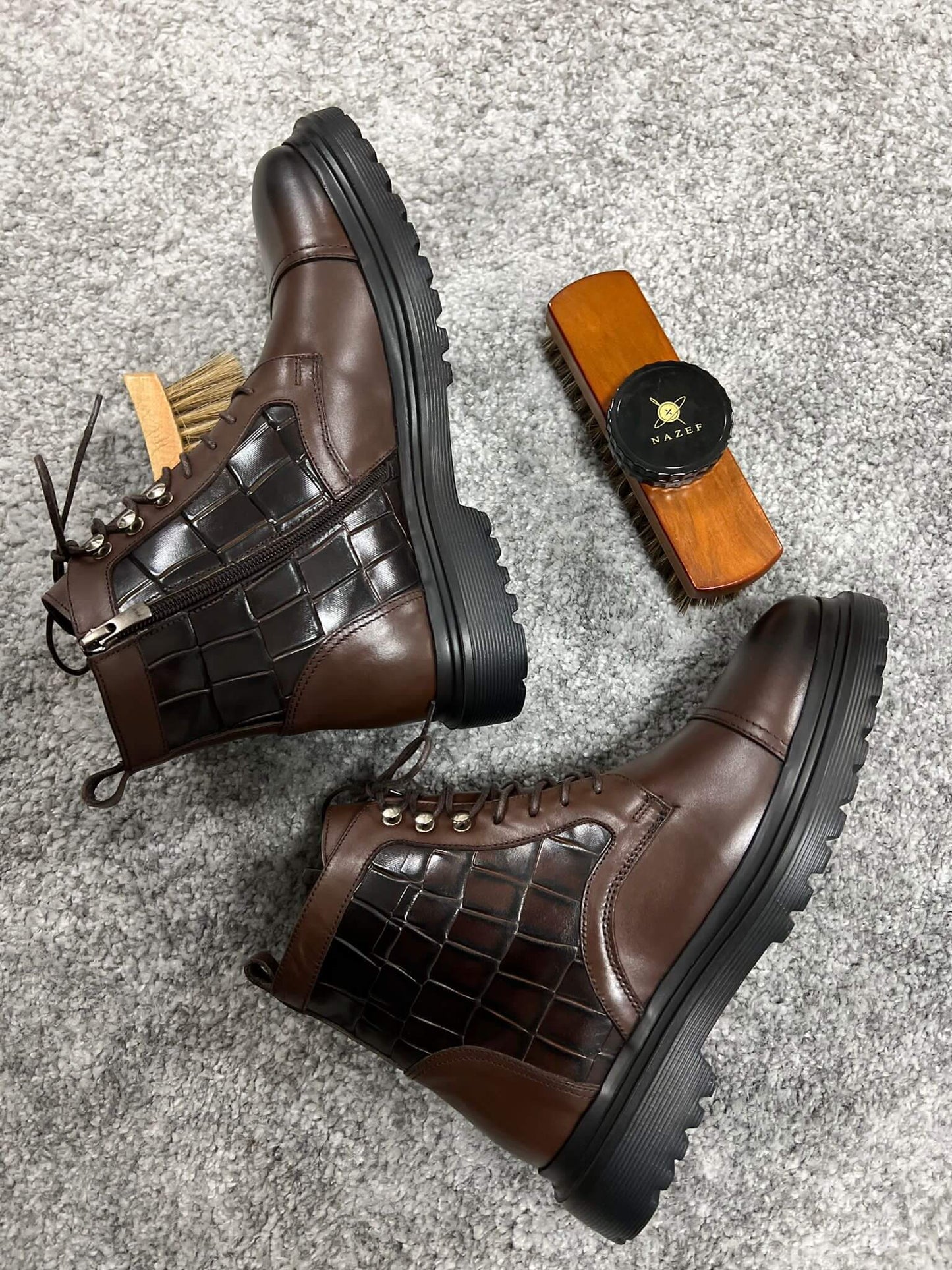 Alameda Braune Stiefel mit seitlichem Reißverschluss