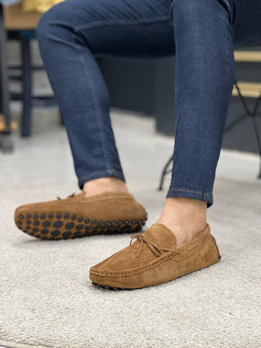 Premium Oakmond Brown Suede Driving Loafers – close-up view of the shoes with a focus on the pebbled sole.